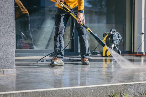 Spring Cleaning in Akron, CO